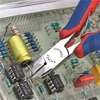 Knipex elektronikai oldalcsípő fogó keményfém vágóéllel többkomponensű nyél 120 mm