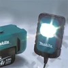 Makita 14.4-18V LXT Li-ion akkus LED kereső lámpa alapgép (akku és töltő nélkül)