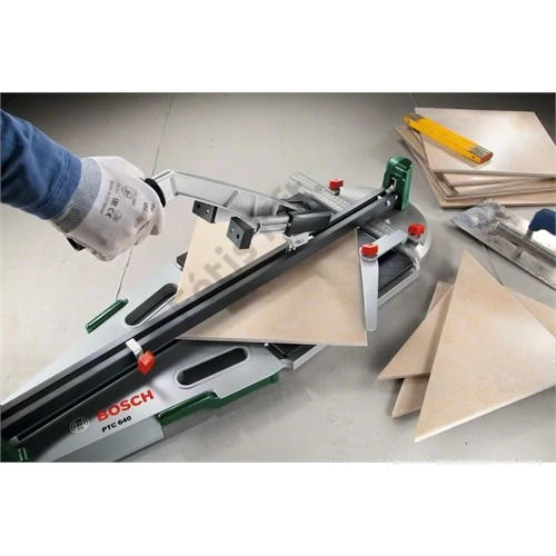 Bosch PTC 640 csempevágó
