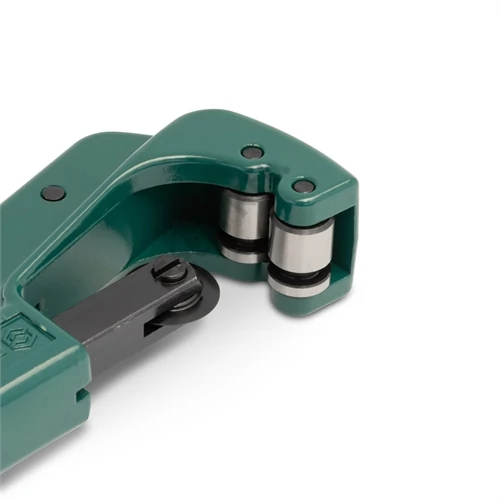 SATA görgős csővágó 3-32 mm