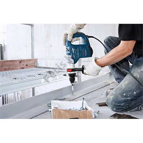 Bosch GBH 4-32DFR fúrókalapács 900W 4.2J