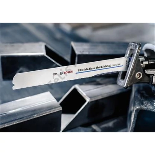 Bosch PRO Medium-Thick Metal precise S1137BEF orrfűrészlap, 1,1x25x225 mm, 25 db