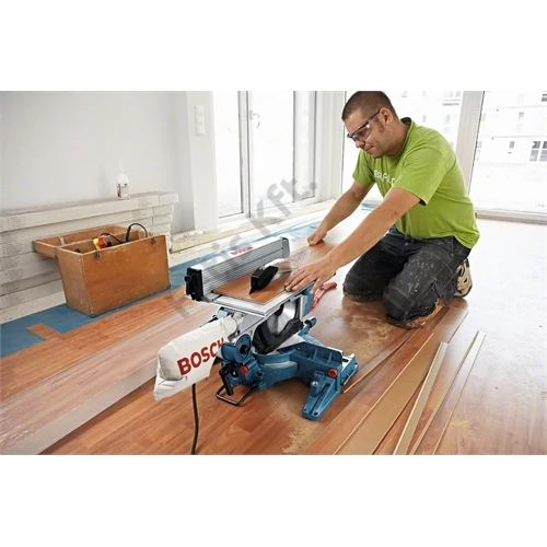 Bosch GTM 12 JL kombinált fűrész 1800W 305mm