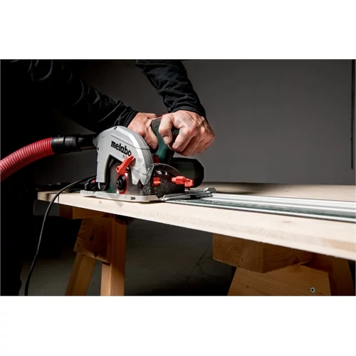 Metabo Set KS 66 FS Kézi körfűrész, KSF 44 vezetősín kartonban 1500W