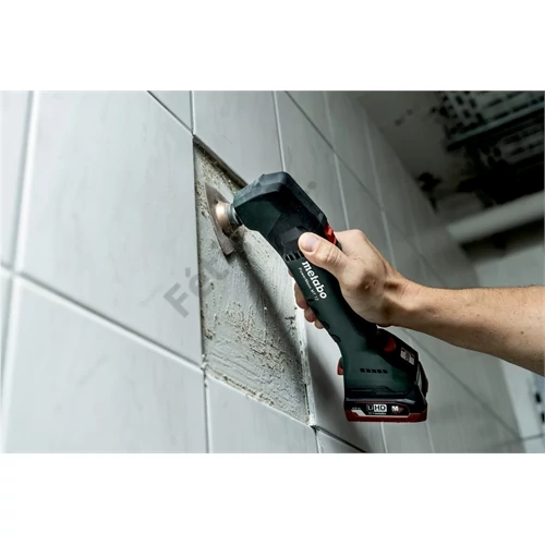 Metabo PowerMaxx MT 12 akkus multifunkciós szerszám 12V 2x Li-Power, töltő SC 30, metaBOX 145