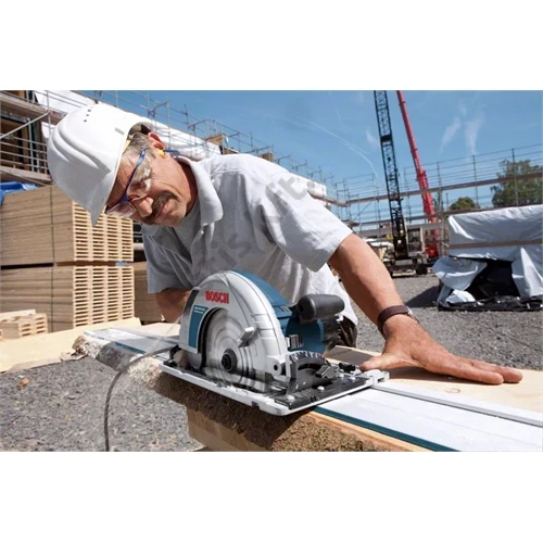 Bosch GKS 85 G kézi körfűrész 2200W