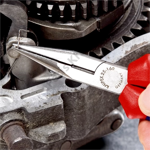 Knipex Félkerek csőrű fogó vágóéllel (Rádiófogó) feketére foszfátozott 160 mm
