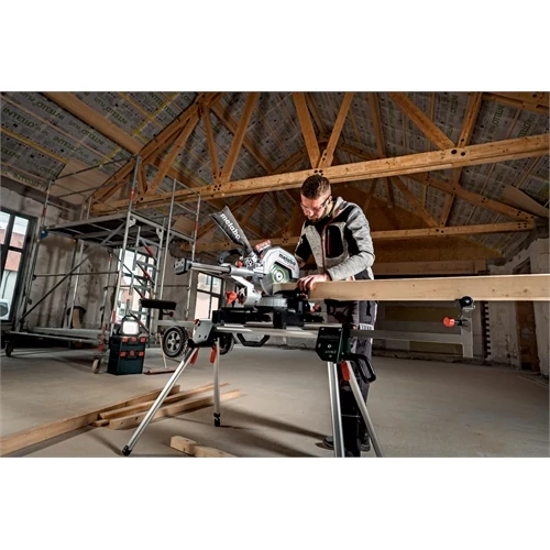 Metabo KGS 18 LTX BL 305 akkus fejezőfűrész (akku és töltő nélkül)