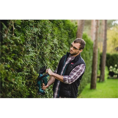 Makita DUH523RF 18V LXT Li-ion sövényvágó 1x3.0Ah T