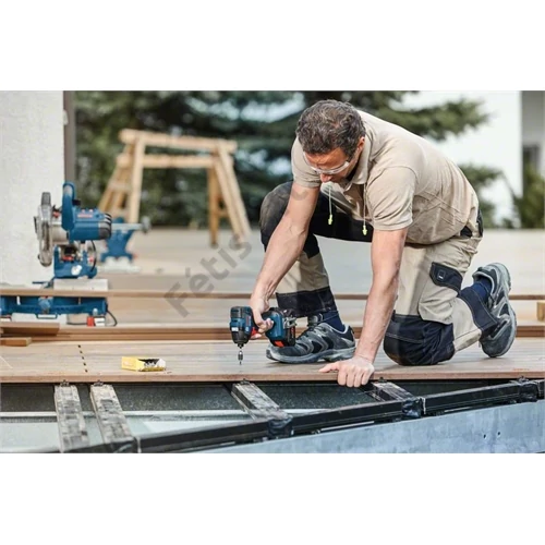 Bosch GDR 18V-200 akkus ütvecsavarozó (2x4.0Ah akkuval, GAL 18V-40 töltővel L-case-ben)