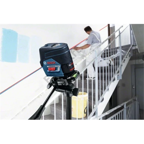 BOSCH GCL 2-50 C vonallézer, piros, állvánnyal (0601066G02)