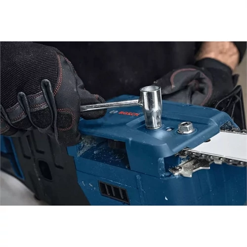 Bosch GKE 18V-40 Professional akkus láncfűrész (18V/akku és töltő nélkül)