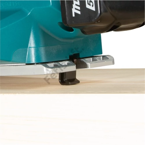 Makita DKP181Z 18V LXT Li-ion BL AWS ADT 82mm gyalu Z (alapgép - akku és töltő nélkül)