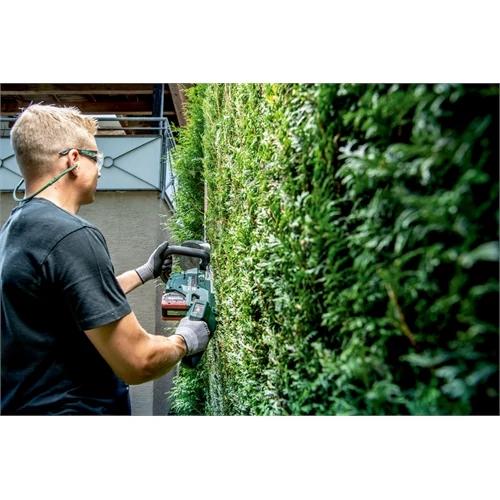 Metabo HS 18 LTX BL 75 akkus láncfűrész (akku és töltő nélkül), karton