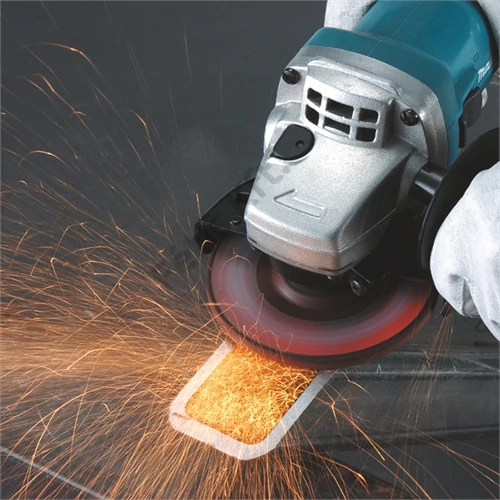 Makita 9558HNRK 125mm 840W sarokcsiszoló kofferban