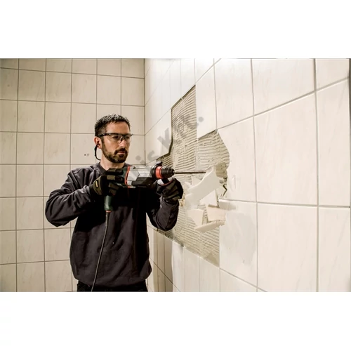 Metabo UHE 2660-2 Quick Set (2 cseretokmány + 10 részes fúró-véső készlet) 800W 2.8J