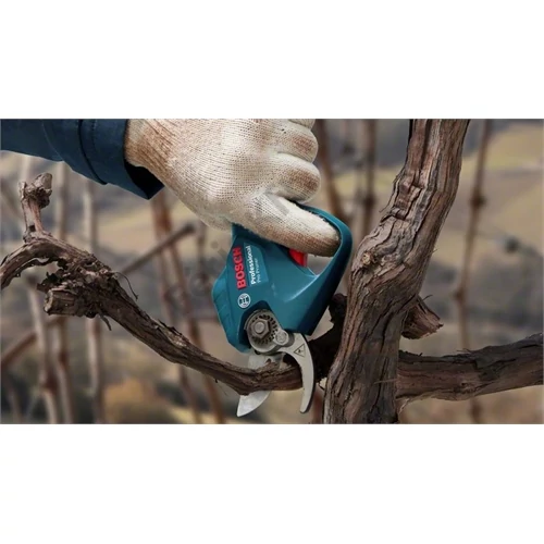 AJÁNDÉK kerti kesztyű XL - Bosch Pro Pruner akkus metszőolló (2x3.0Ah)