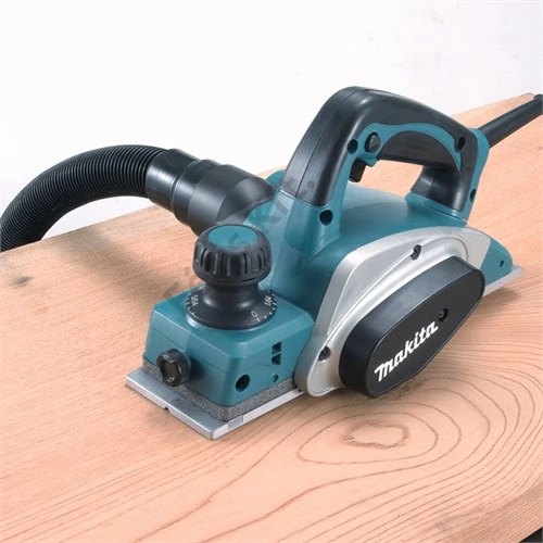 Makita KP0800 620W 82mm elektromos gyalugép