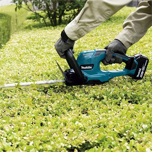 Makita DUH607Z 18V LXT Li-Ion 60 cm 250 W sövényvágó alapgép (akku és töltő nélkül)