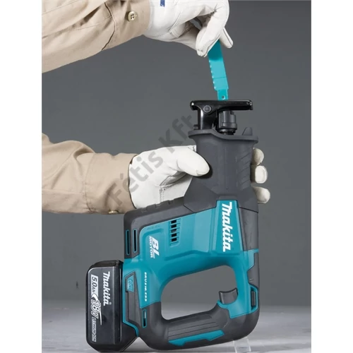 Makita DJR188Z 18V LXT Li-ion BL akkus kompakt orrfűrész (alapgép - akku és töltő nélkül)