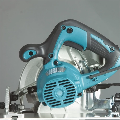 Makita HS6601 1050W 165mm körfűrész