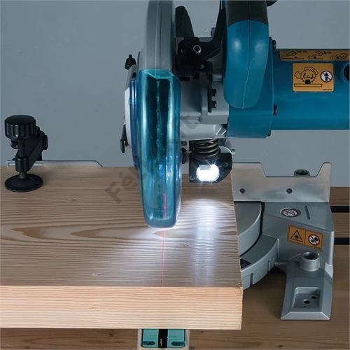 Makita LS0815FLN 1400W 216mm gérvágó T