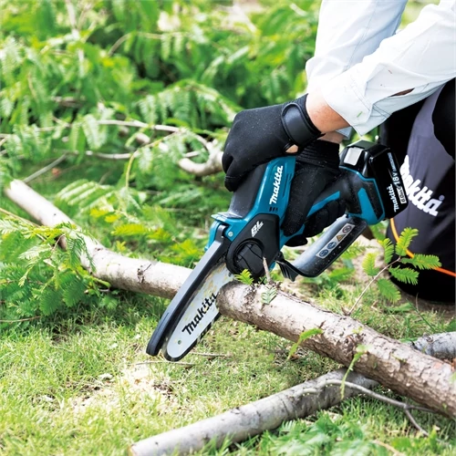 Makita DUC150Z 18V Li-ion LXT akkus láncfűrész 15cm (alapgép akku és töltő nélkül)
