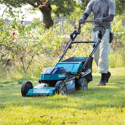 Makita LM004JB101 53 cm 64Vmax Li-ion BL 3200 W fűnyíró önjáró 1x10.0 Ah (BL64100)