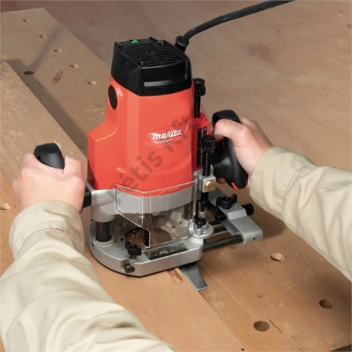 Makita M3602 Makita MT 1650W 12mm felsőmaró lágyindítással