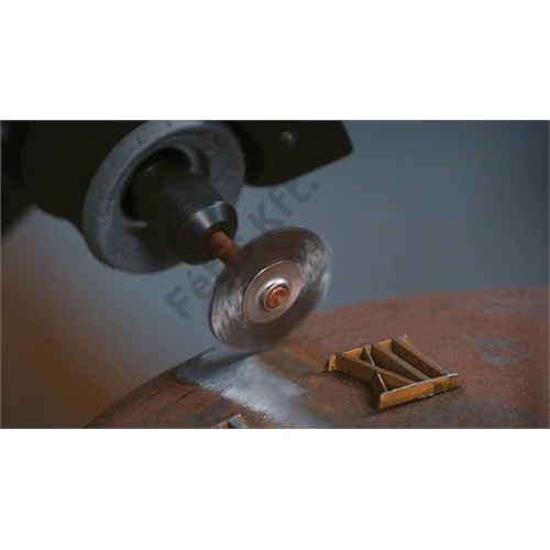 Dremel Rozsdamentes acél kefe 19 mm (530)