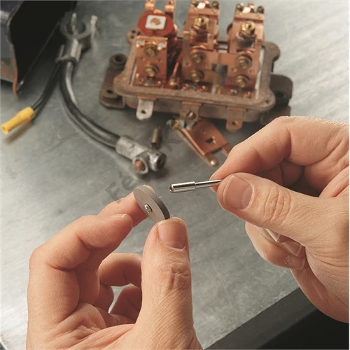 Dremel Tüske (402)