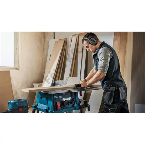 Bosch GTS 254 asztali körfűrész 1800W