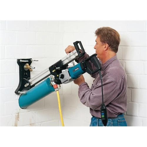 Makita DBM131 gyémánt magfúró 1700W
