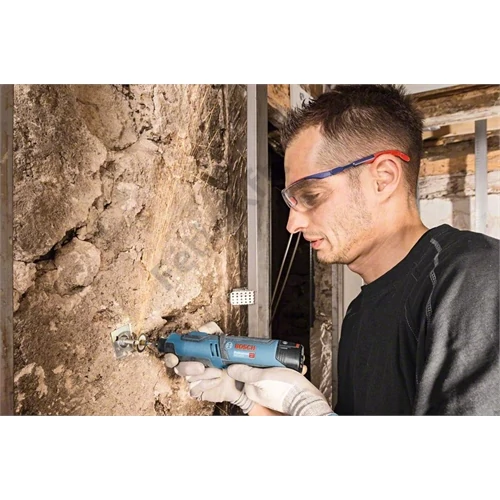 Bosch GRO 12V-35 akkus multifunkciós forgószerszám 2x2.0Ah L-Boxx-ban