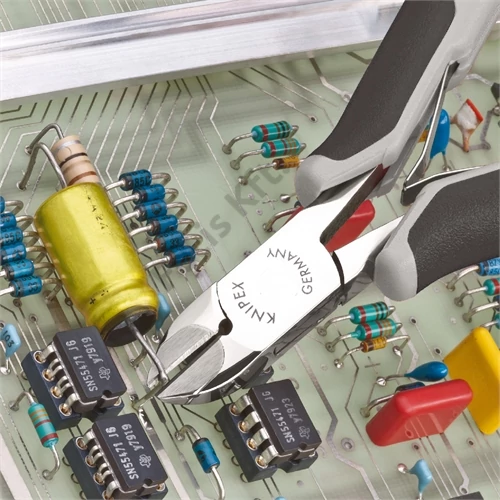 Knipex elektronikai oldalcsípő fogó keményfém vágóéllel ESD többkomponensű nyél 120 mm
