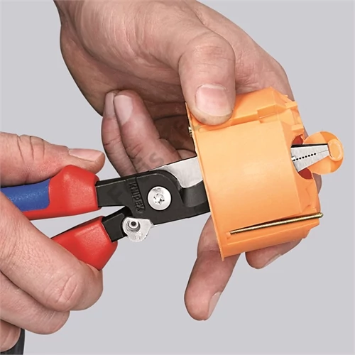 Knipex multifunkciós villanyszerelő fogó feketére foszfátozott, mártott nyél 200 mm