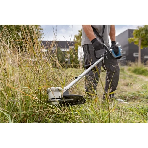 Bosch GFR 18V-23 akkus bozótvágó (akku és töltő nélkül), karton
