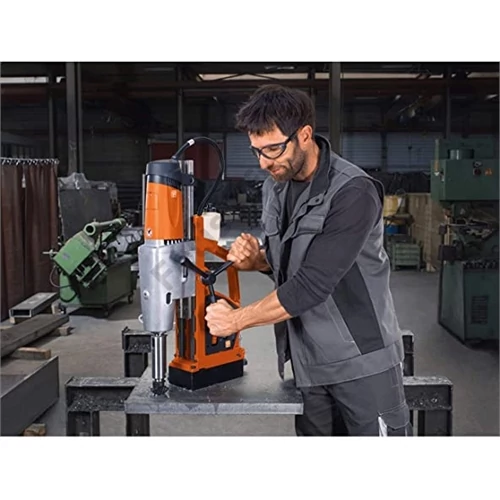 Fein KBU 110-4M univerzális mágnestalpas  fúrógép