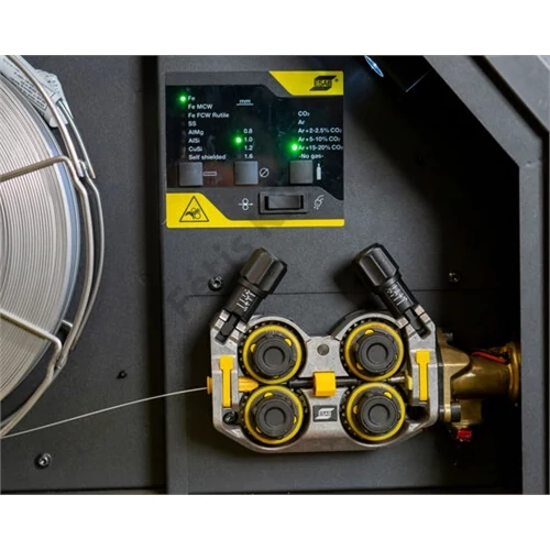 ESAB Rustler EM 350C PRO Synergic inverteres hegesztőgép