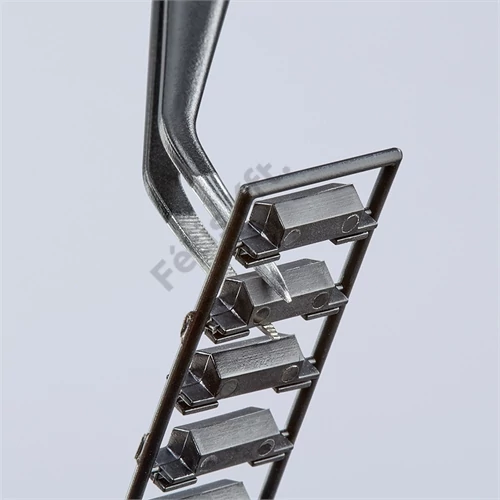 Knipex Precíziós-csipesz vezetőcsappal csúcsos alak 155 mm