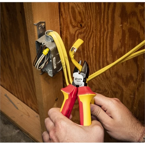 SATA VDE oldalcsípő fogó 190mm