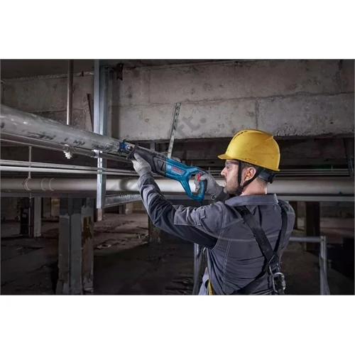 Bosch GSA 12-30 Szablyafűrész szerszámkofferben 1250W