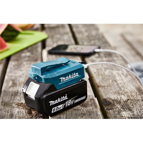 Makita LXT adapter 2 USB porttal 2.1A