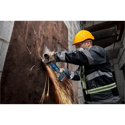 Bosch GWS 18V-11 Akkus Sarokcsiszoló (2x5.0 Ah akkuval GAL 1880 töltővel csiszolótárcsa 125mm) L-Boxx-ban