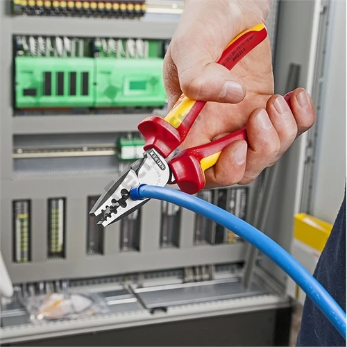 Knipex Krimpelő fogó érvéghüvelyekhez VDE 180 mm