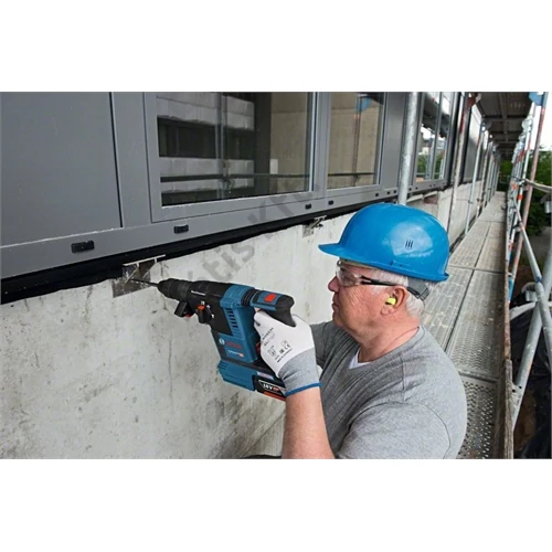 Bosch GBH 18V-26 akkus fúrókalapács SDS-Plus (akku és töltő nélkül)
