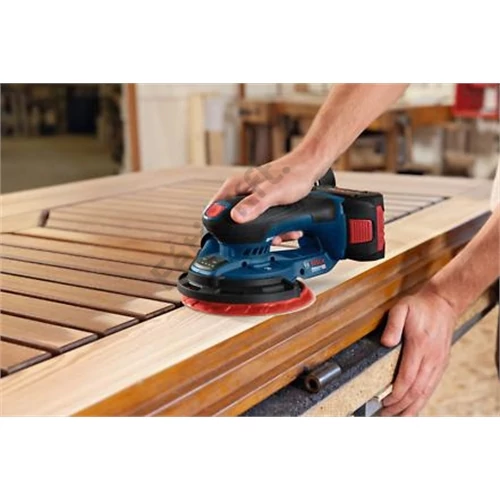 Bosch GEX 18V-150-3 Akkus Excentercsiszoló (akku és töltő nélkül 1x csiszolópapír C470 (150mm) 1x porgyűjtő tartály 1x védőgyűrű) kartondobozban
