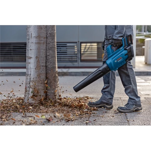 Bosch GBL 18V-750 lombfúvó (akku és töltő nélkül), karton
