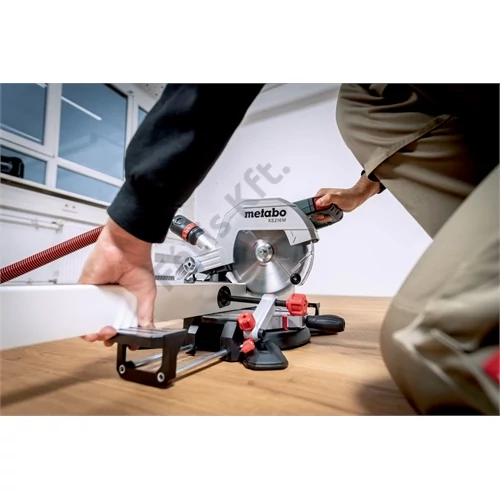 Metabo KS 216 M fejező és gérvágó fűrész, karton 1350W