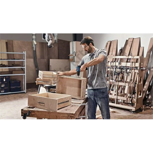 Bosch GSB 12V-30 akkus ütvefúró-csavarozó (2x2.0Ah) kofferben